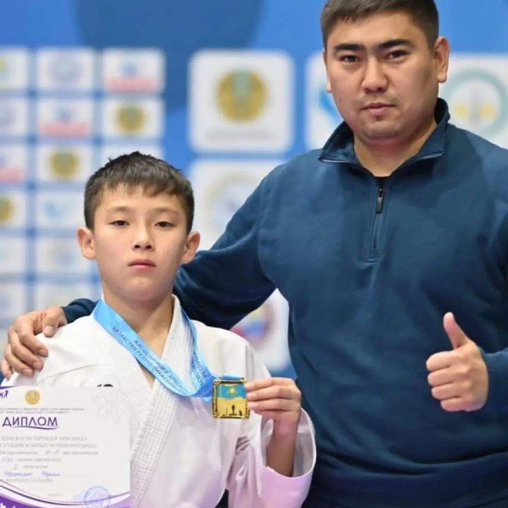 Каратэ wkf тен балалармен жасөспірімдер арасында Қазақстан чемпионаты