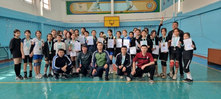 2010-2011 жылдары туылған жасөспірім қыздар арасындағы қалалық мектеп турнирі